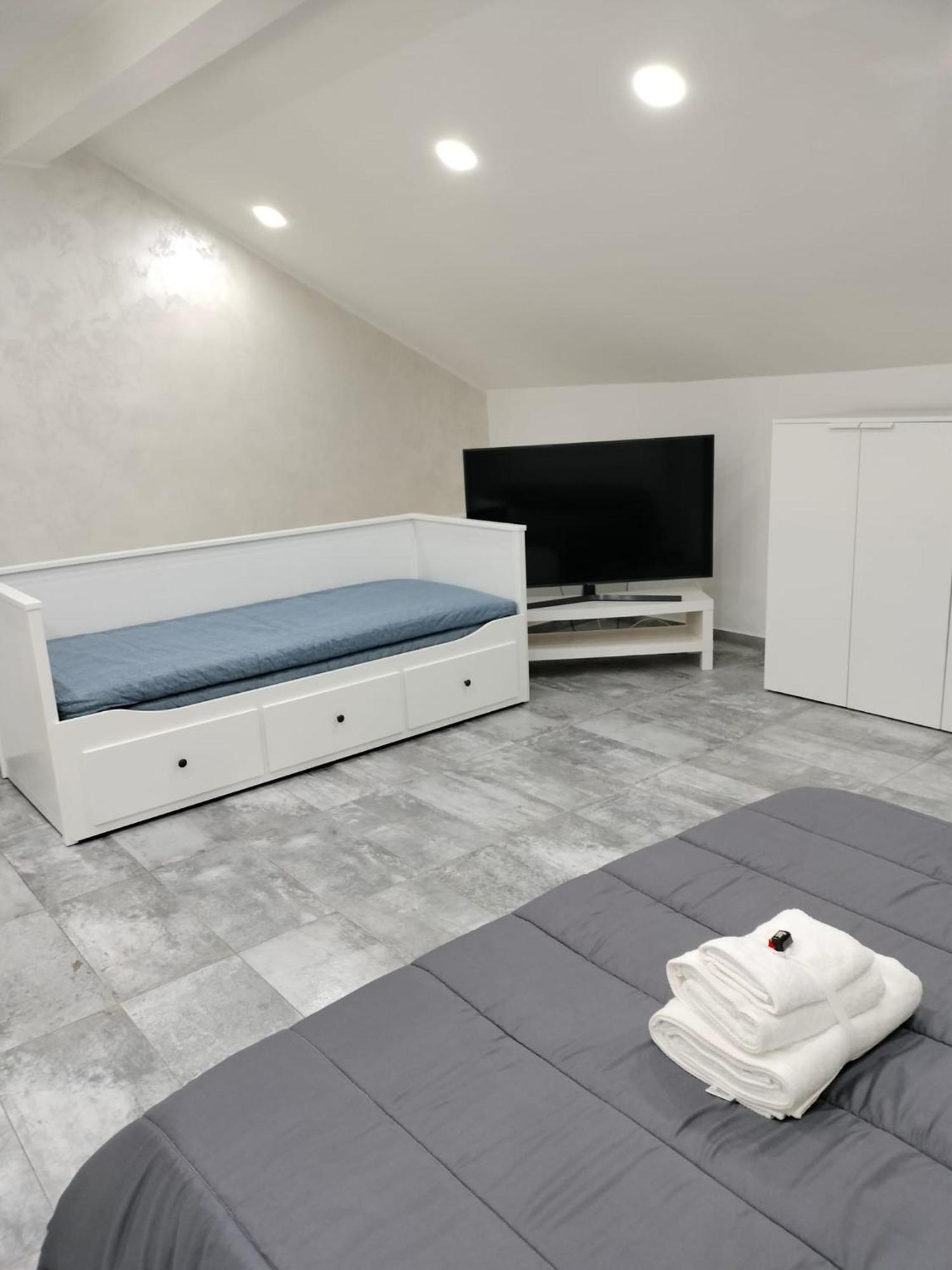 Holiday Home Litteri One Катания Экстерьер фото